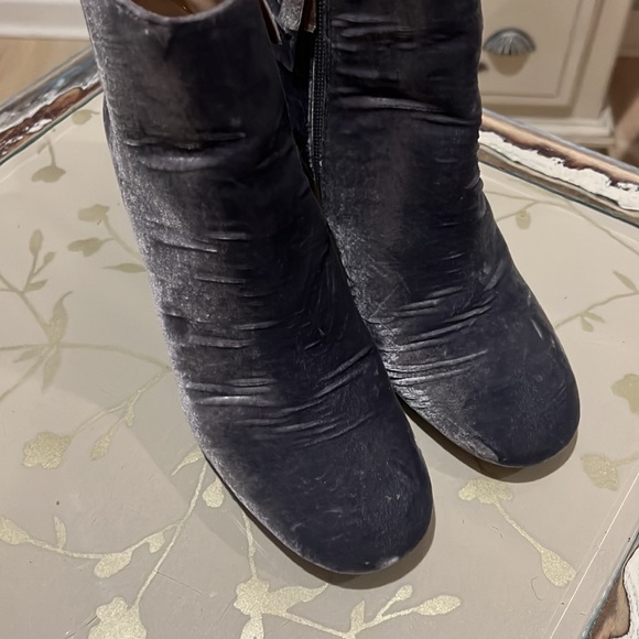 Zara collection lavender velvet platform mid ankle heeled boots - Picture 4 of 13